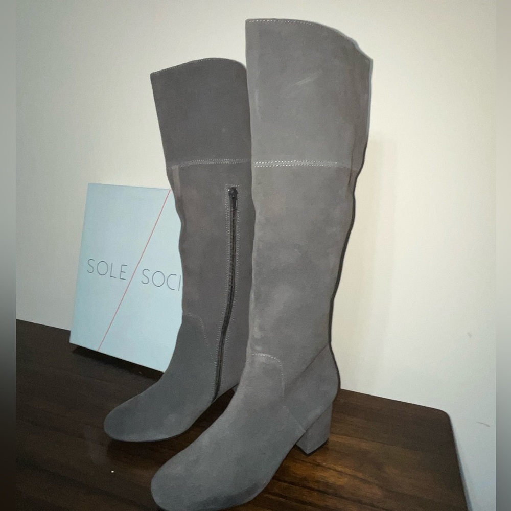 Women’s SOLE SOCIETY suede boots